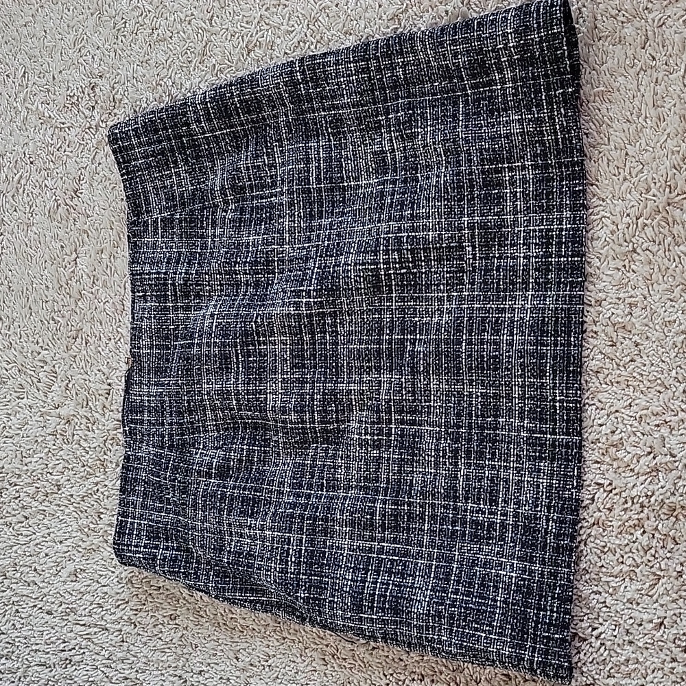 H&M- Black and white tweed mini skirt- brand new